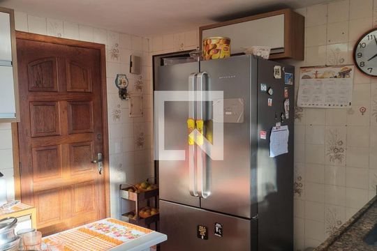 Apartamento à venda com 2 quartos, 75m² em Barreto, Niterói