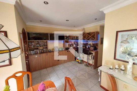 Casa à venda com 3 quartos, 220m² em Ponta D’areia, Niterói