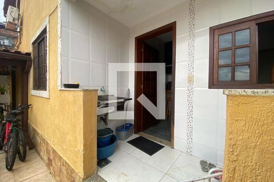 Casa à venda com 5 quartos, 168m² em Fonseca, Niterói