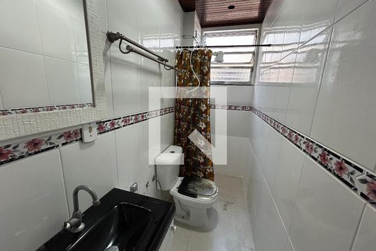 Banheiro de apartamento à venda com 2 quartos, 48m² em Irajá, Rio de Janeiro