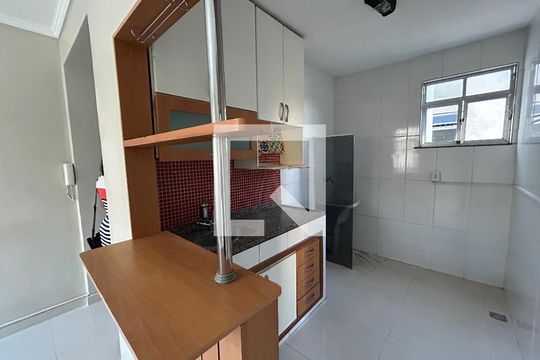 Cozinha de apartamento à venda com 2 quartos, 48m² em Irajá, Rio de Janeiro