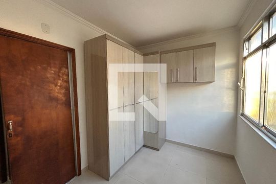 Quarto 1 de apartamento à venda com 2 quartos, 48m² em Irajá, Rio de Janeiro