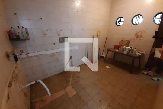 Casa à venda com 3 quartos, 100m² em Ingá, Niterói