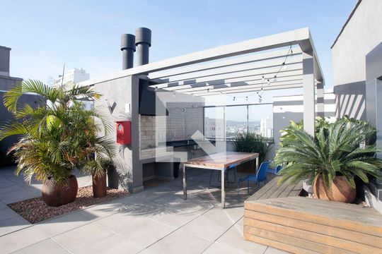 Área Comum - Quiosque Churrasqueira de kitnet/studio para alugar com 1 quarto, 26m² em Centro Histórico, Porto Alegre