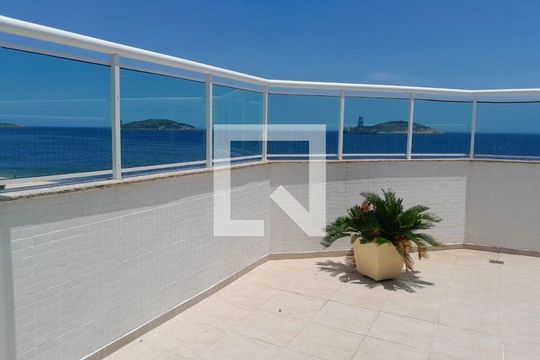 Apartamento à venda com 4 quartos, 141m² em Piratininga, Niterói