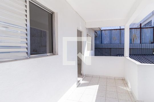 Sacada de casa para alugar com 2 quartos, 80m² em Km 18, Osasco