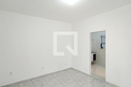 sala de casa para alugar com 1 quarto, 60m² em Curicica, Rio de Janeiro