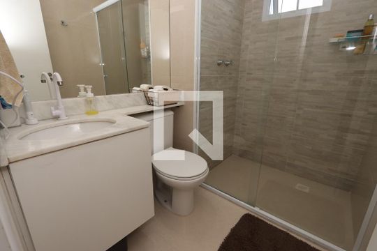Banheiro da Suíte de apartamento para alugar com 3 quartos, 74m² em Vila Prudente, São Paulo
