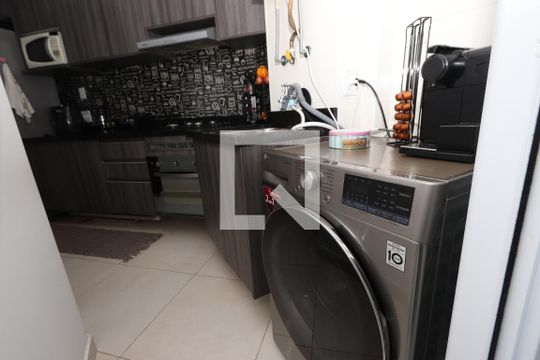 Lavanderia de apartamento para alugar com 3 quartos, 74m² em Vila Prudente, São Paulo