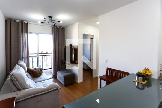 Apartamento para alugar com 2 quartos, 42m² em Parque Reboucas, São Paulo
