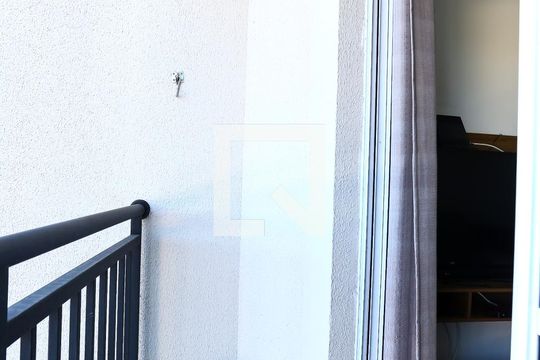 Sacada de apartamento para alugar com 2 quartos, 42m² em Parque Reboucas, São Paulo