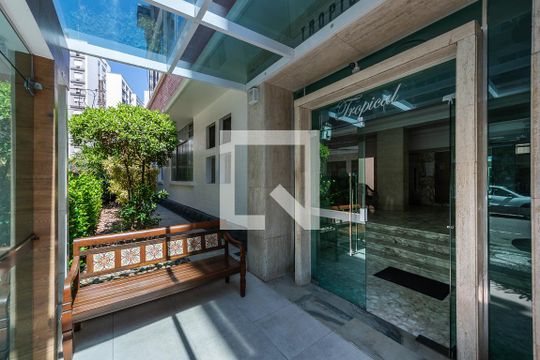 Área comum de apartamento para alugar com 2 quartos, 86m² em Boqueirão, Santos