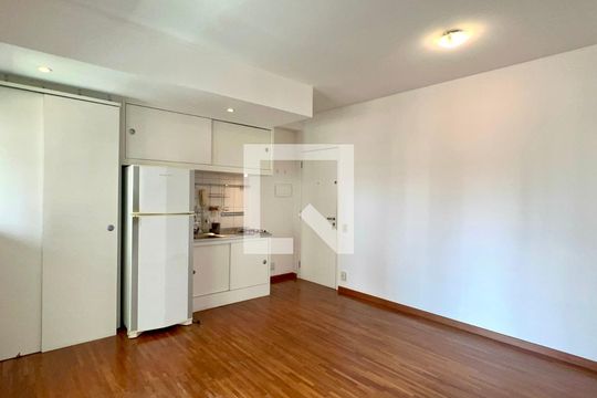 Sala de apartamento à venda com 1 quarto, 43m² em Pinheiros, São Paulo