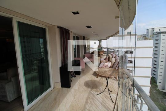 Sala - Varanda de apartamento à venda com 4 quartos, 321m² em Água Fria, São Paulo