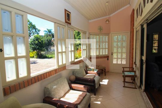 Varanda da Sala de casa para alugar com 4 quartos, 220m² em Cristal, Porto Alegre