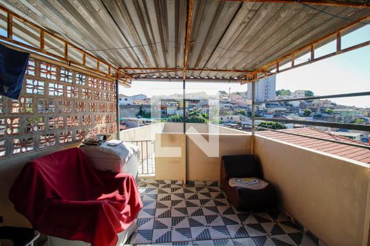 Área de Serviço de casa à venda com 3 quartos, 174m² em Santo Andre, Belo Horizonte