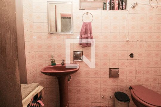 Banheiro 1 de casa à venda com 3 quartos, 174m² em Santo Andre, Belo Horizonte