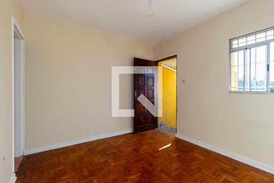 Sala de casa para alugar com 1 quarto, 50m² em Vila Bertioga, São Paulo