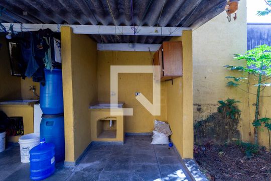 Área de Serviço de casa para alugar com 1 quarto, 50m² em Vila Bertioga, São Paulo