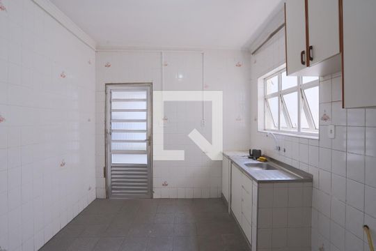 Cozinha de casa à venda com 2 quartos, 220m² em Vila Santa Clara , São Paulo