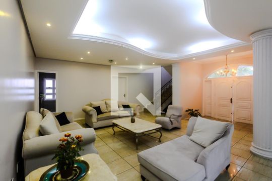 Sala de casa à venda com 5 quartos, 650m² em Parque Santa Fé, Porto Alegre