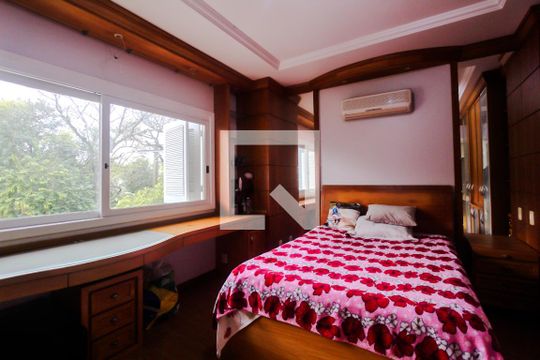 Quarto 1 de casa à venda com 5 quartos, 650m² em Parque Santa Fé, Porto Alegre