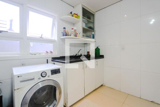 Área de Serviço de casa à venda com 5 quartos, 650m² em Parque Santa Fé, Porto Alegre