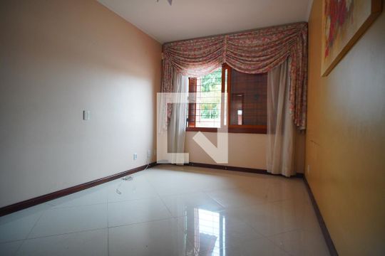 Sala de Jantar de casa para alugar com 4 quartos, 370m² em Jardim Itu, Porto Alegre