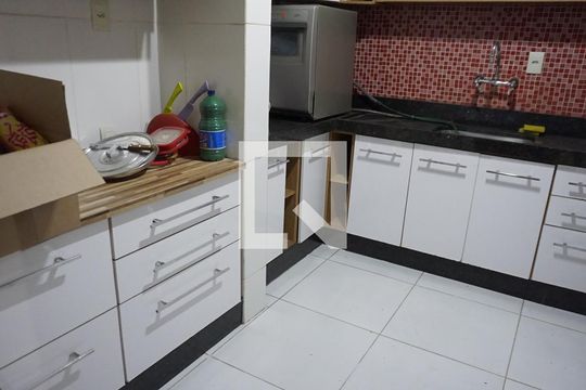 Cozinha de casa à venda com 5 quartos, 270m² em Anil, Rio de Janeiro