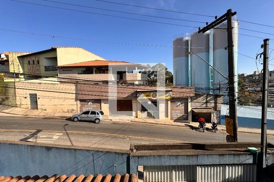 Vista quarto 1 de casa para alugar com 2 quartos, 80m² em Parque Gerassi, Santo André