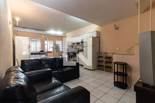 Casa à venda com 10 quartos, 200m² em Vila Mariana, São Paulo