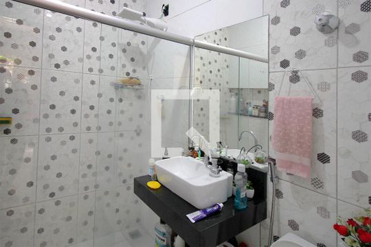 Banheiro da Suíte de casa à venda com 6 quartos, 240m² em Renascença, Belo Horizonte