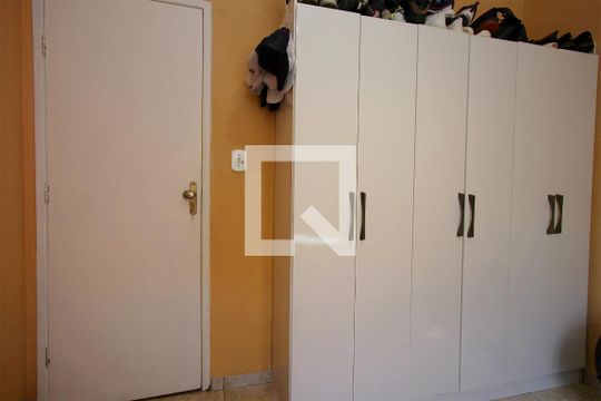 Quarto 1 de casa à venda com 6 quartos, 240m² em Renascença, Belo Horizonte