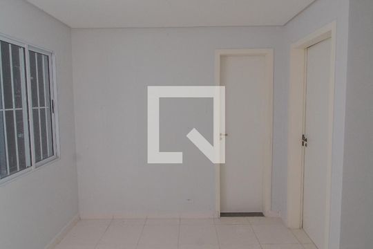 Quarto de apartamento à venda com 1 quarto, 37m² em Vila Paulo Silas, São Paulo