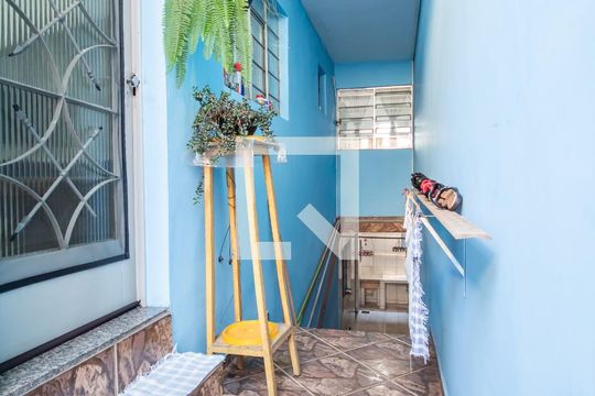 Corredor de casa à venda com 2 quartos, 221m² em Novo Osasco, Osasco