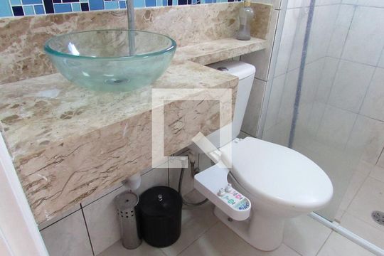Banheiro de apartamento à venda com 2 quartos, 58m² em Jardim Umarizal, São Paulo