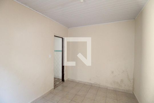 Quarto 1  de casa para alugar com 2 quartos, 185m² em Vila Buenos Aires, São Paulo