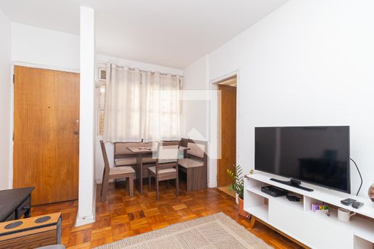 Sala de apartamento à venda com 2 quartos, 66m² em Consolação, São Paulo