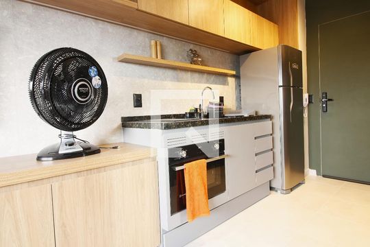 Studio de casa para alugar com 1 quarto, 25m² em Vila Olímpia, São Paulo