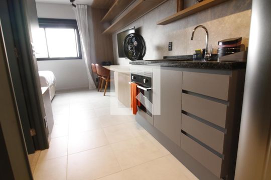 Studio de casa para alugar com 1 quarto, 25m² em Vila Olímpia, São Paulo