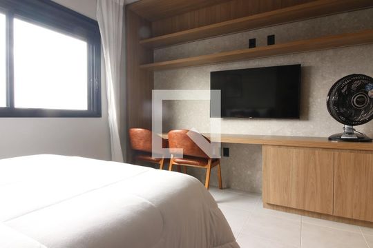 Studio de casa para alugar com 1 quarto, 25m² em Vila Olímpia, São Paulo