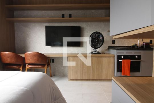 Studio de casa à venda com 1 quarto, 25m² em Vila Olímpia, São Paulo