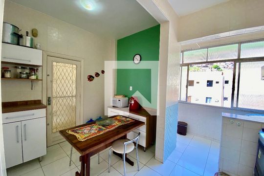 Cozinha de apartamento à venda com 2 quartos, 82m² em Lins de Vasconcelos, Rio de Janeiro