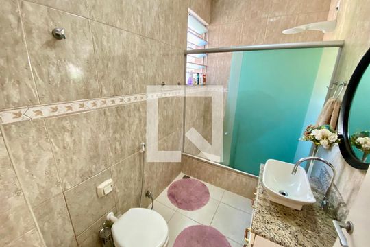 Banheiro de apartamento à venda com 2 quartos, 82m² em Lins de Vasconcelos, Rio de Janeiro