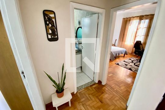Corredor de apartamento à venda com 2 quartos, 82m² em Lins de Vasconcelos, Rio de Janeiro