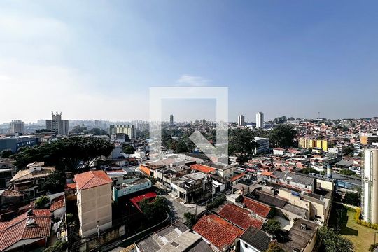 Vista Quarto 1 de apartamento para alugar com 2 quartos, 42m² em Jardim Germânia, São Paulo