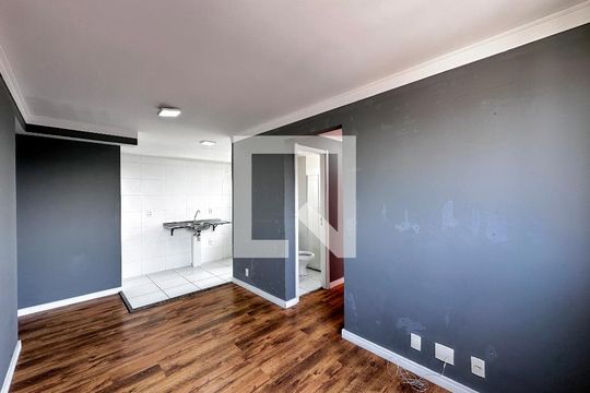 Sala de apartamento para alugar com 2 quartos, 42m² em Jardim Germânia, São Paulo
