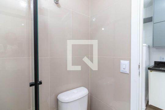 Banheiro de apartamento para alugar com 1 quarto, 25m² em Jardim São Paulo(zona Norte), São Paulo