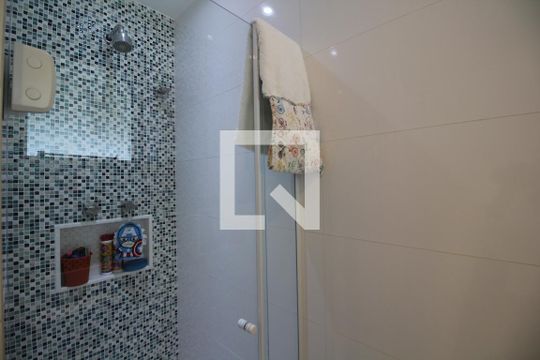 Quarto 3 Banheiro da Suíte de casa de condomínio à venda com 5 quartos, 320m² em Freguesia (jacarepaguá), Rio de Janeiro