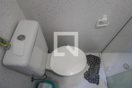 Quarto 1 - Banheiro  de casa para alugar com 1 quarto, 34m² em Vila Primavera, São Paulo